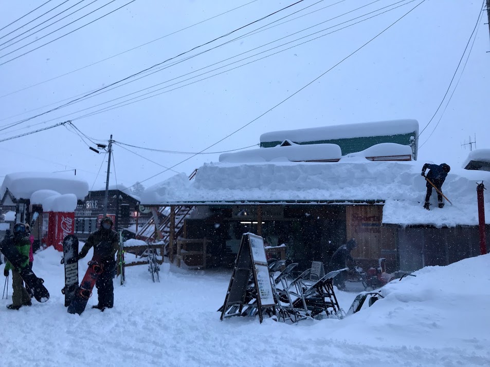野沢温泉スキー場 ドカ雪