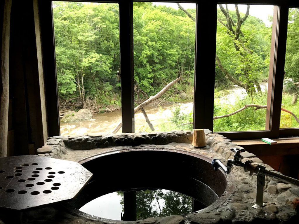 北海道一周車中泊旅3日目：友人お手製の五右衛門風呂でまったり