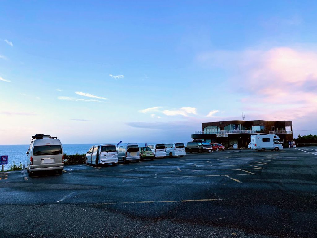 和歌山の白浜観光の車中泊に便利な「千畳敷駐車場」
