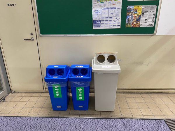 「道の駅浅虫温泉」　ゴミ箱