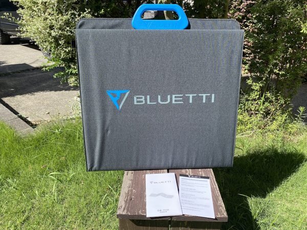 BLUETTI ソーラーパネル PV200：付属品一覧